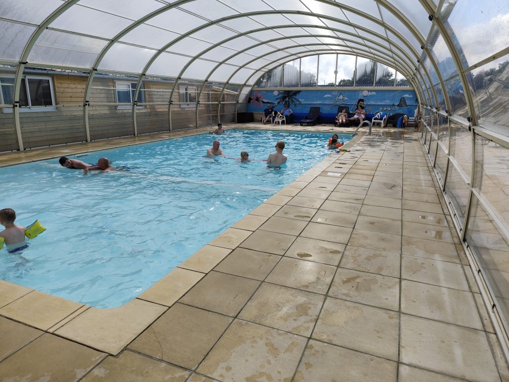 Pool ved Camping Le Robinson